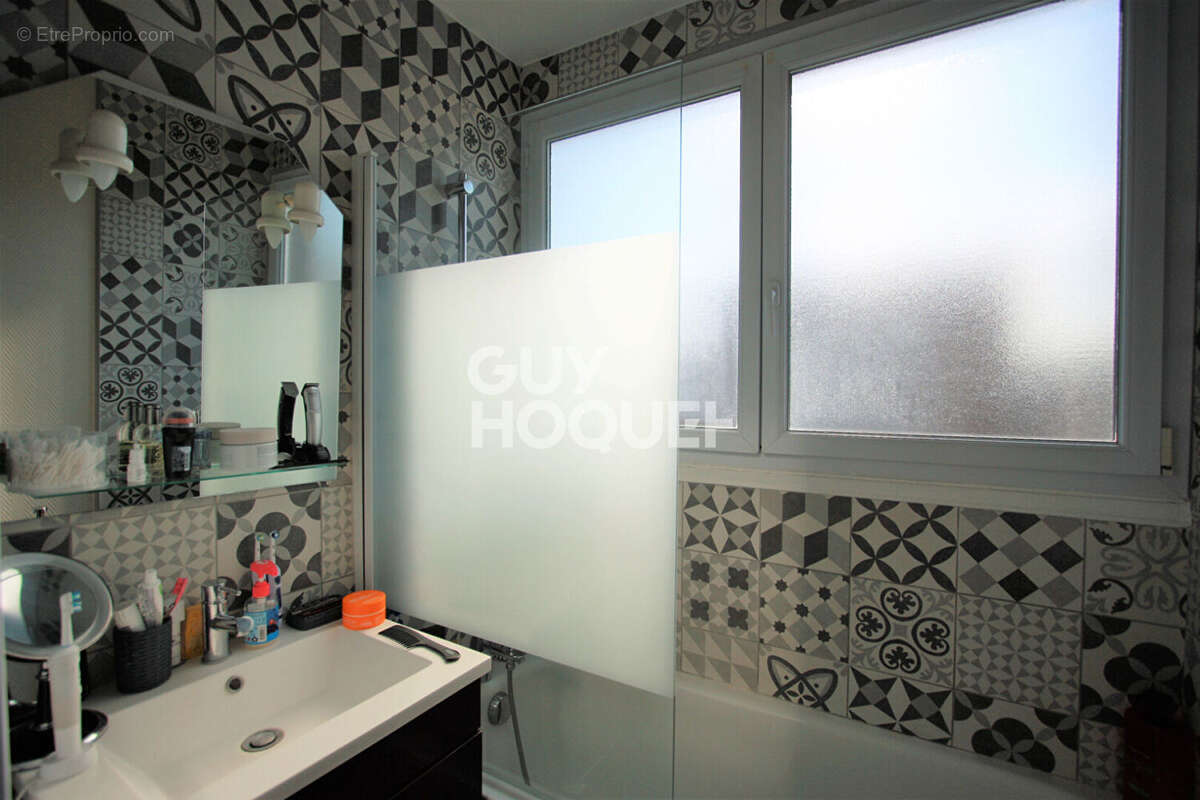 Appartement à FLEURY-LES-AUBRAIS