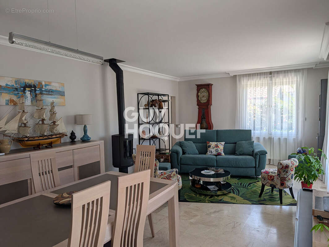 Maison à SAINT-HILAIRE-DE-RIEZ