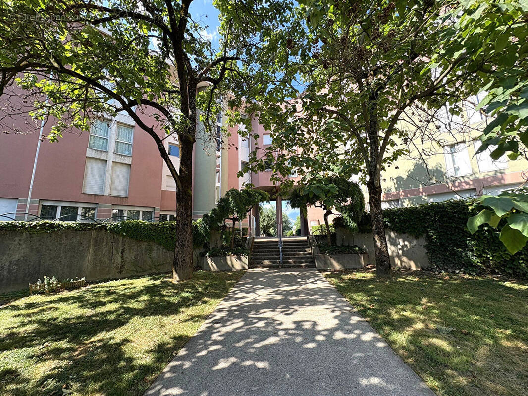 Appartement à EYBENS