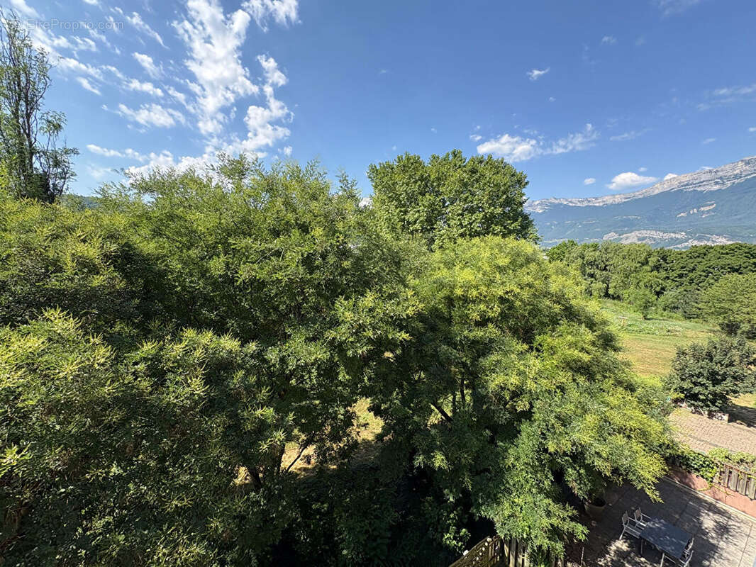 Appartement à EYBENS