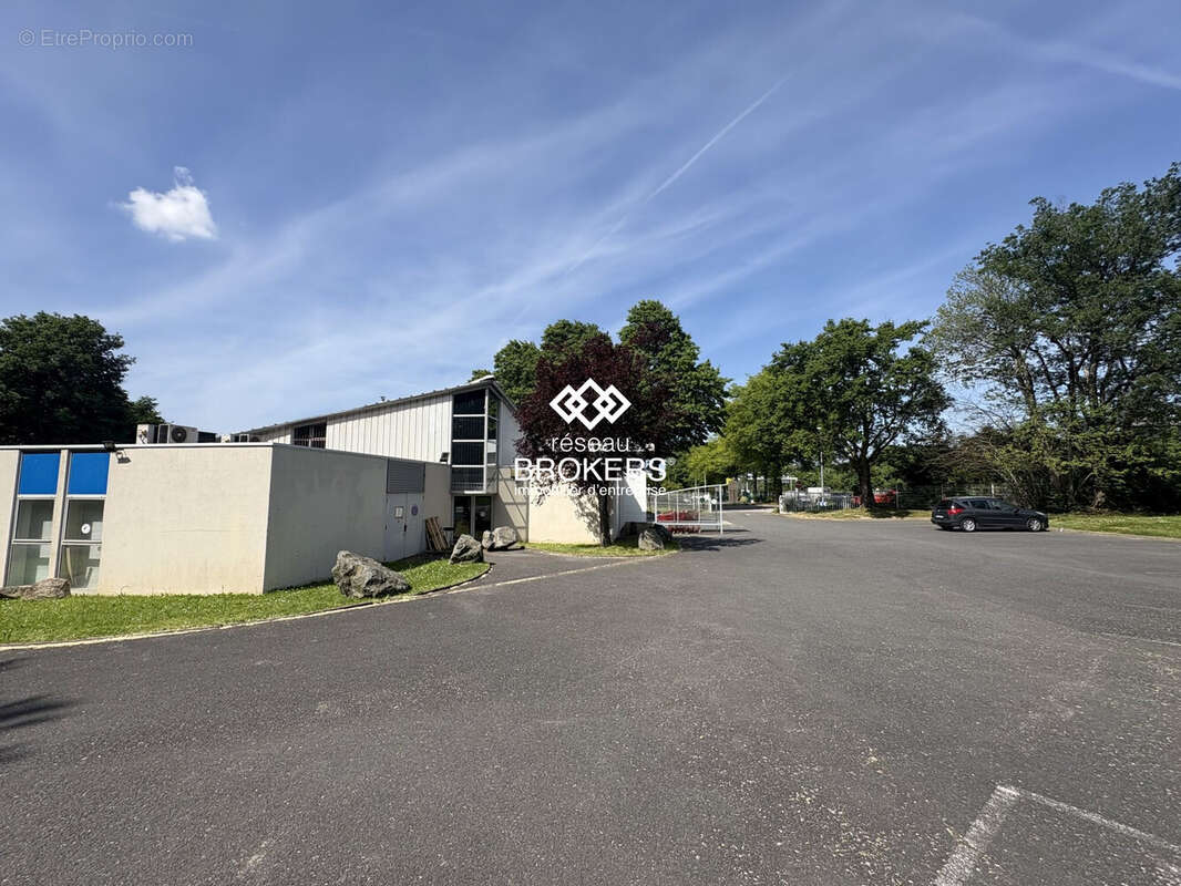 arriere - Commerce à ORVAULT