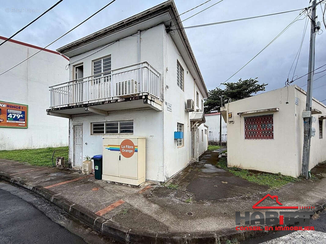 Maison à LA TRINITE
