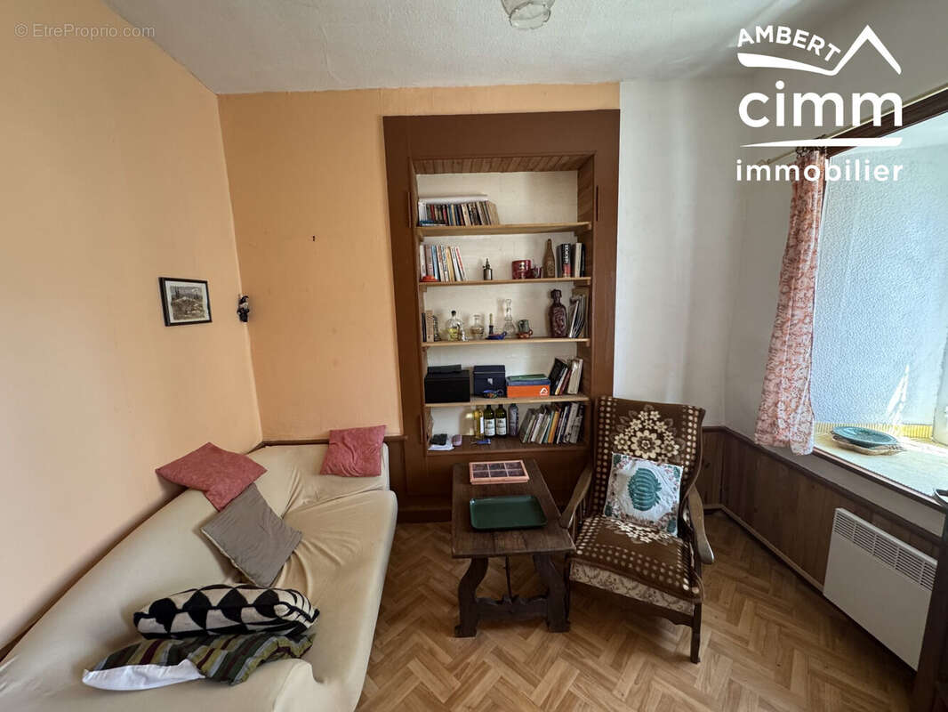 Maison à CHAUMONT-LE-BOURG