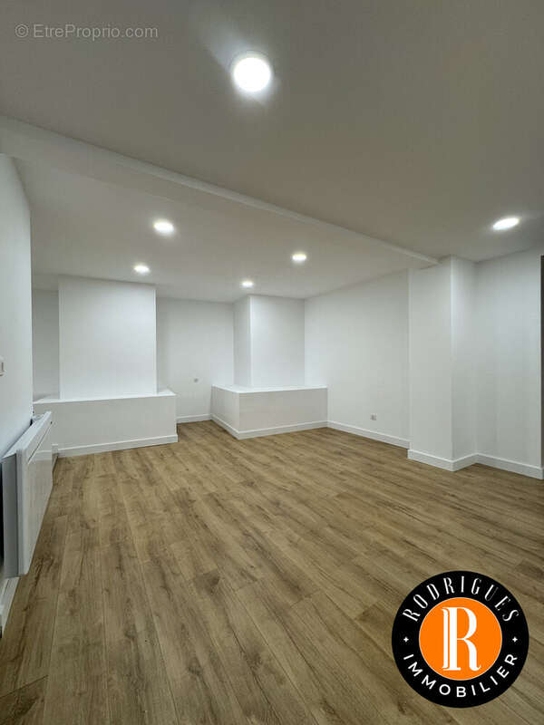 Commerce à VANDOEUVRE-LES-NANCY