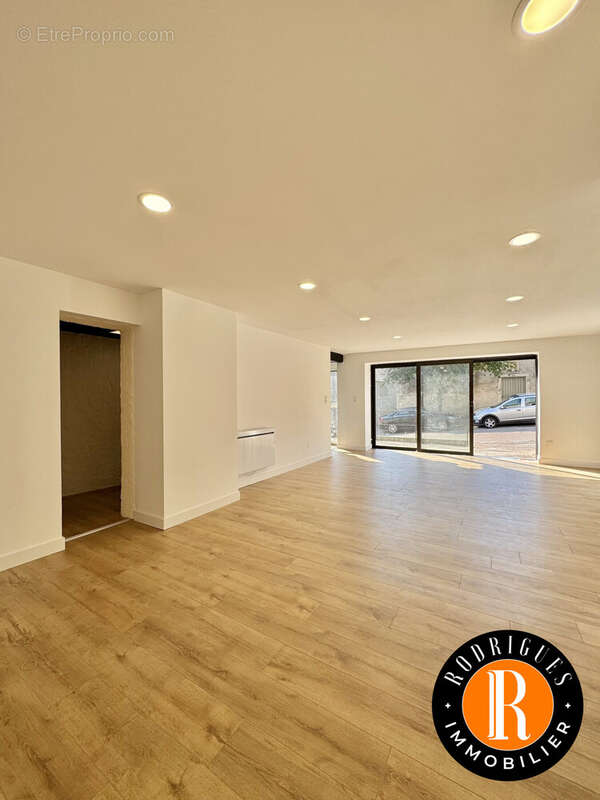 Commerce à VANDOEUVRE-LES-NANCY