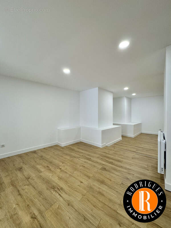 Commerce à VANDOEUVRE-LES-NANCY