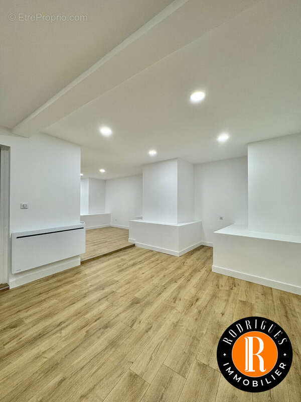 Commerce à VANDOEUVRE-LES-NANCY