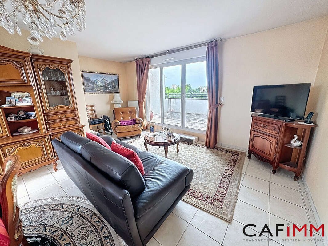 Appartement à LYON-8E