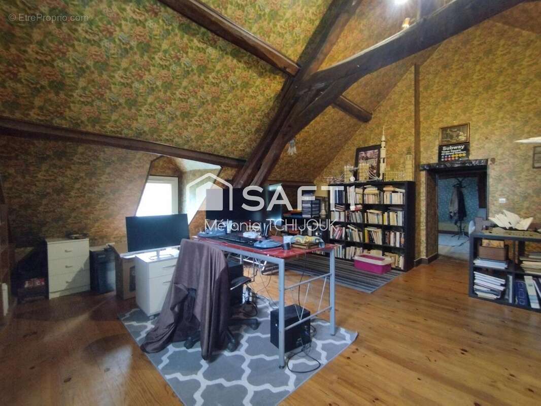 Photo 8 - Maison à MONTCORBON