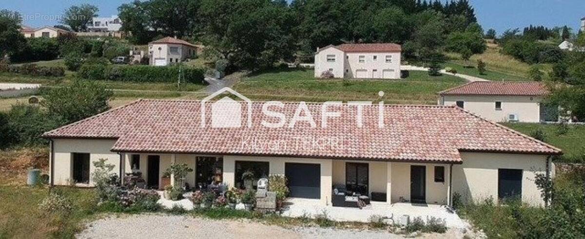 Photo 1 - Maison à SAINT-PIERRE-LAFEUILLE