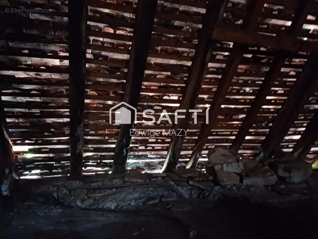 Photo 4 - Appartement à CHAMBON-SUR-VOUEIZE