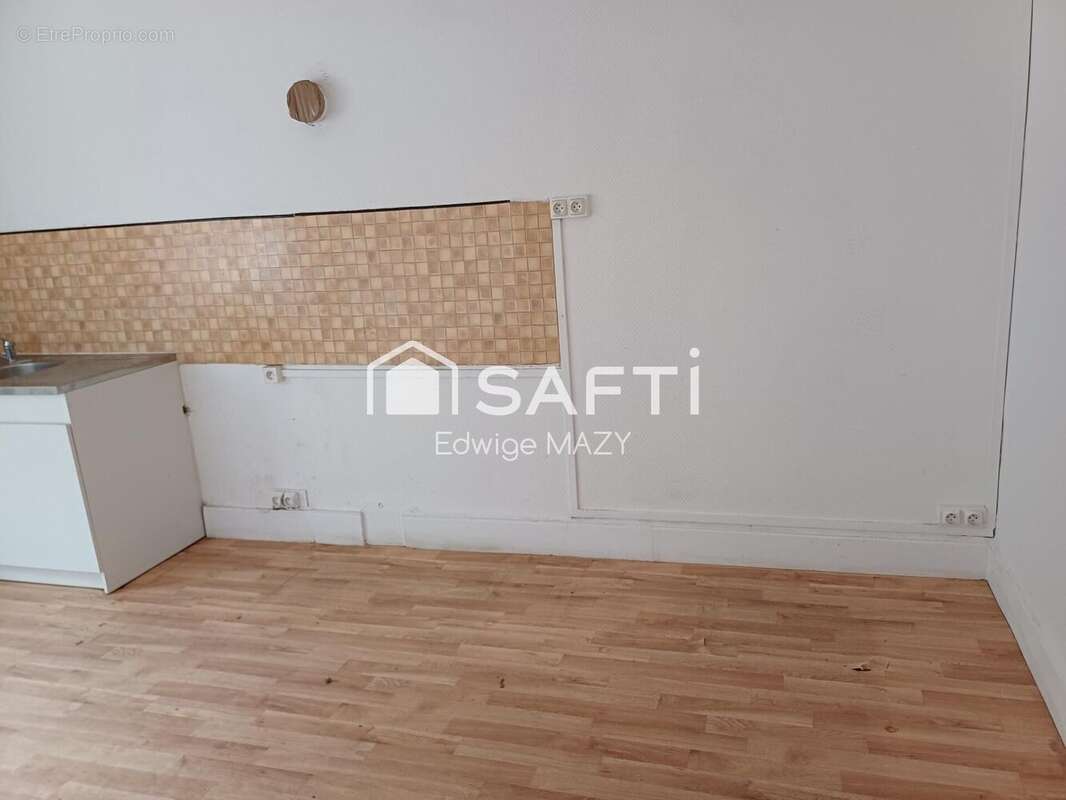 Photo 9 - Appartement à CHAMBON-SUR-VOUEIZE