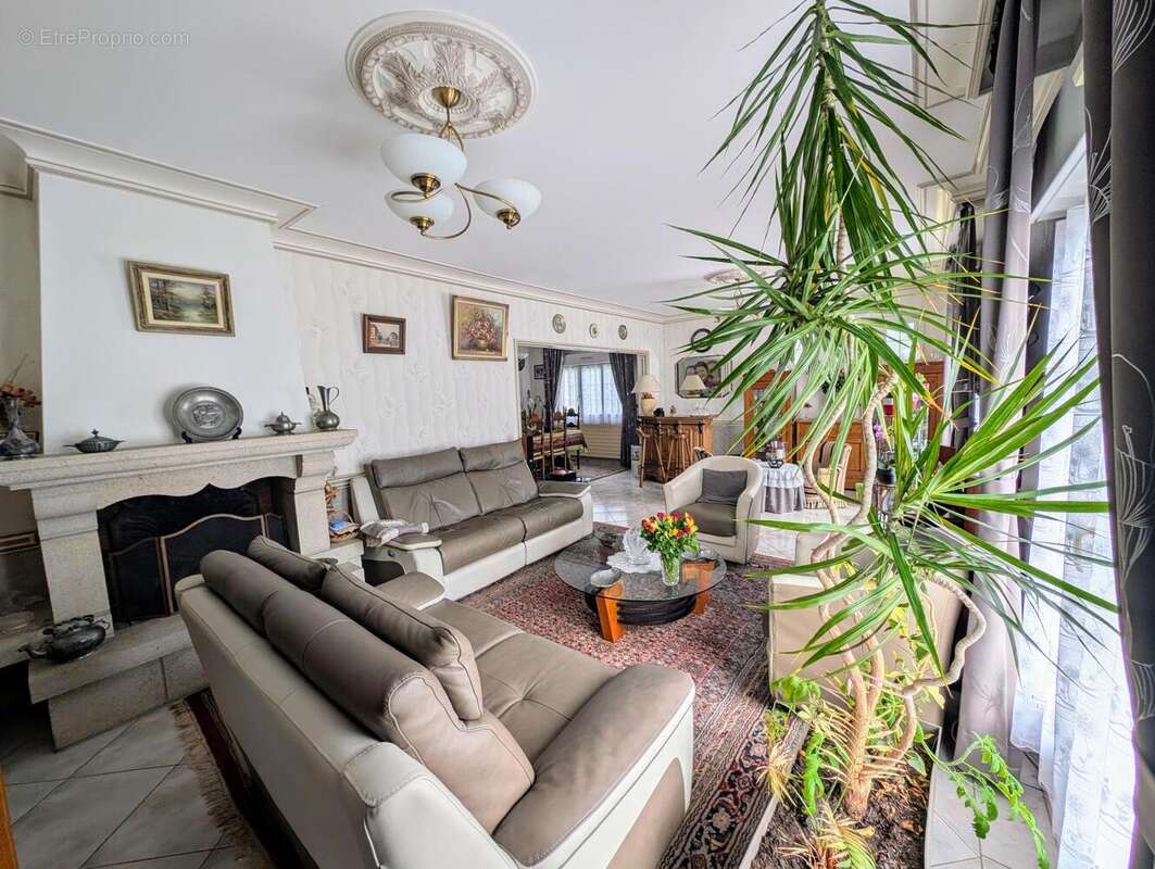 Photo 6 - Maison à MONTOURS