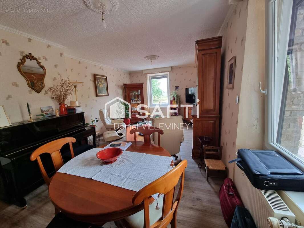 Photo 3 - Maison à LUXEUIL-LES-BAINS