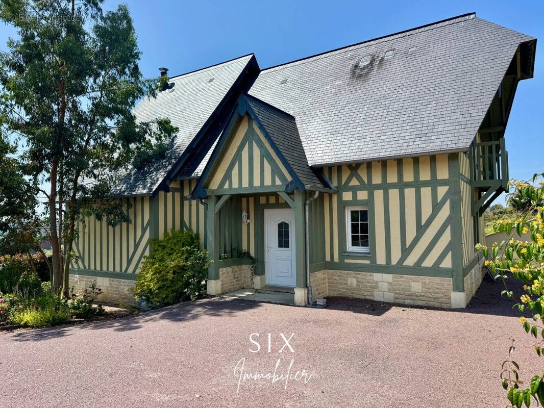 Maison à PONT-L&#039;EVEQUE