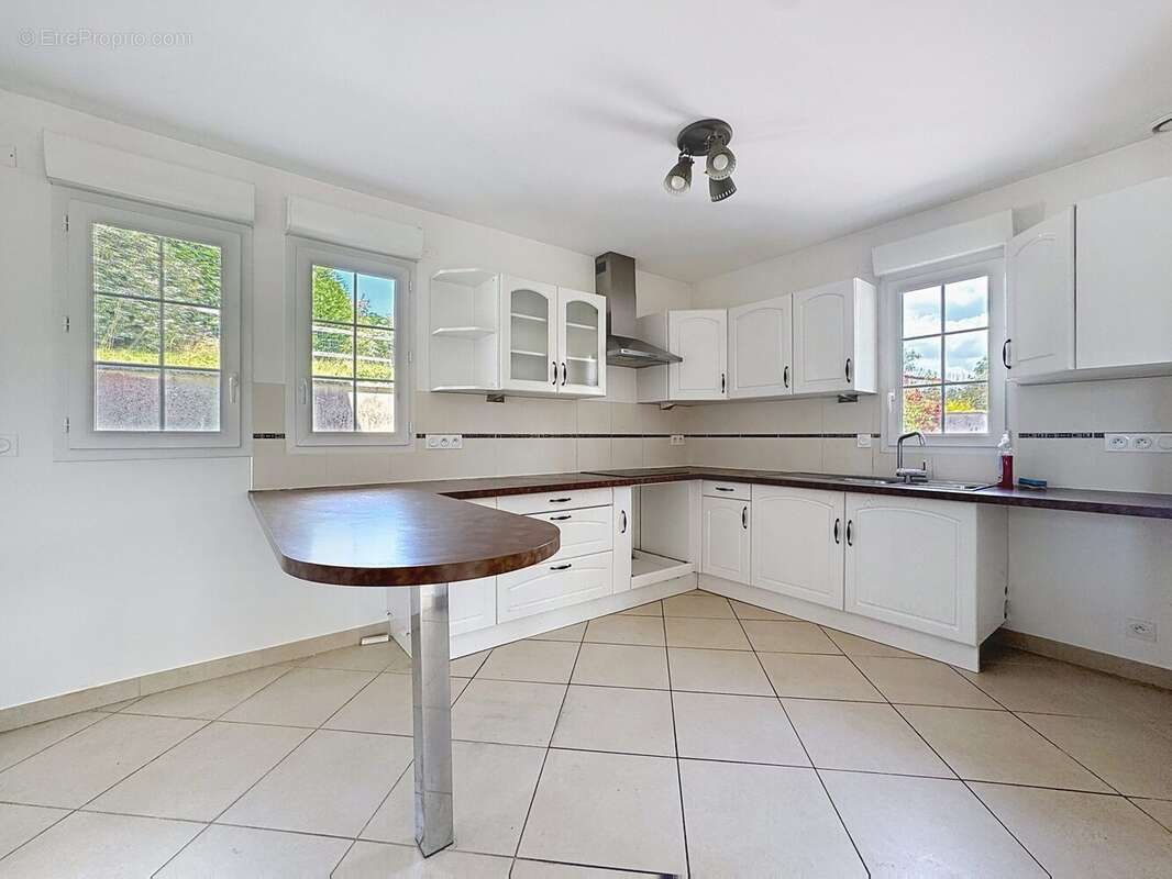 Maison à PONT-L&#039;EVEQUE