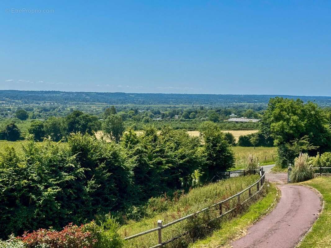 Maison à PONT-L&#039;EVEQUE