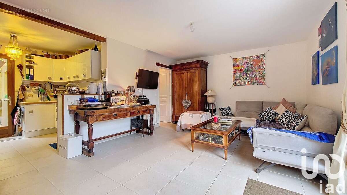 Photo 3 - Appartement à SAINT-REMY-LES-CHEVREUSE