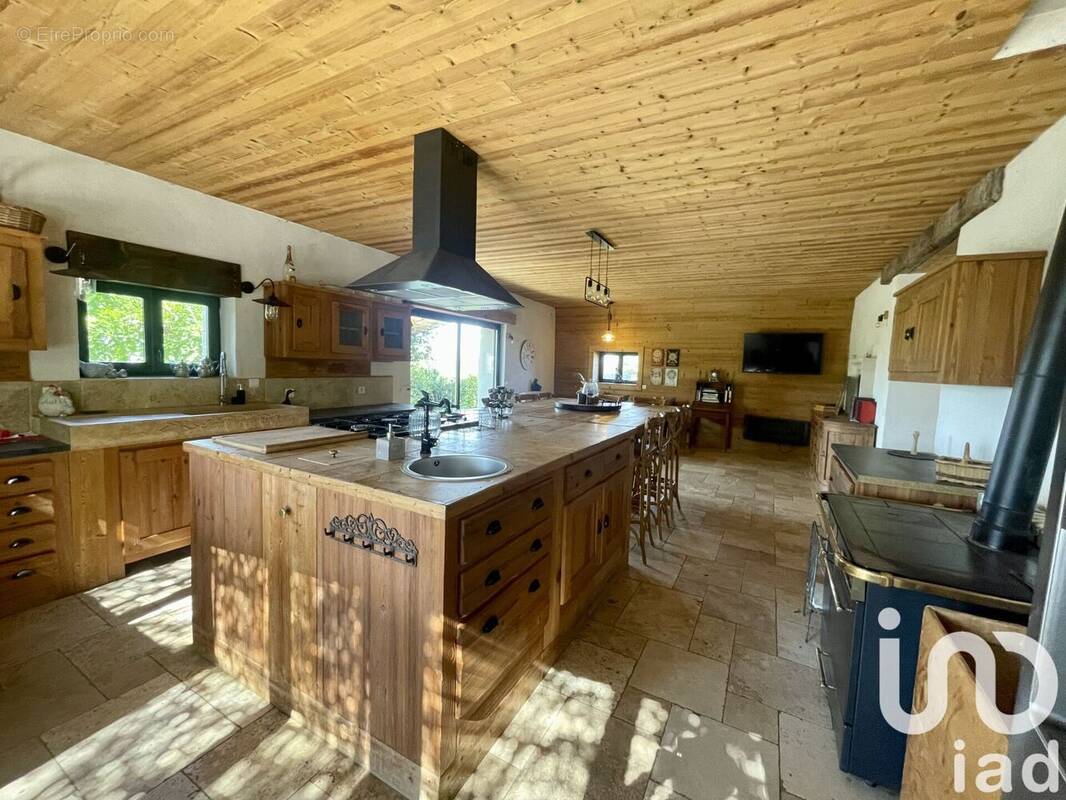 Photo 1 - Maison à VERNIOZ