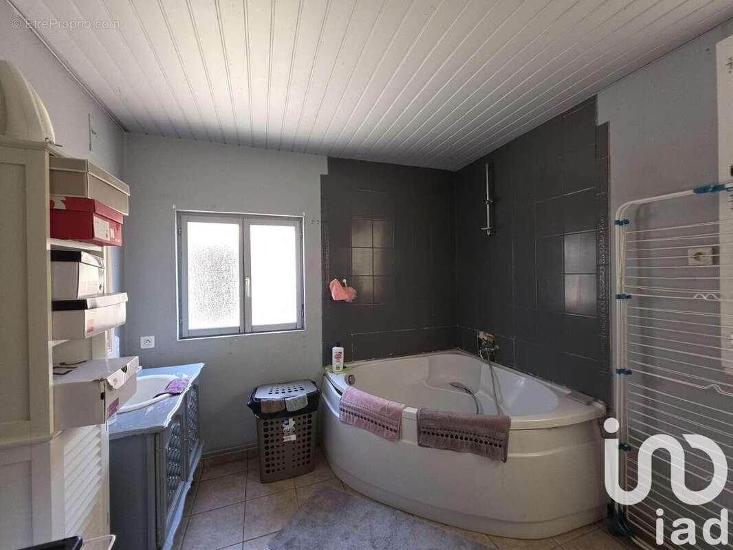 Photo 8 - Maison à AULNOYE-AYMERIES