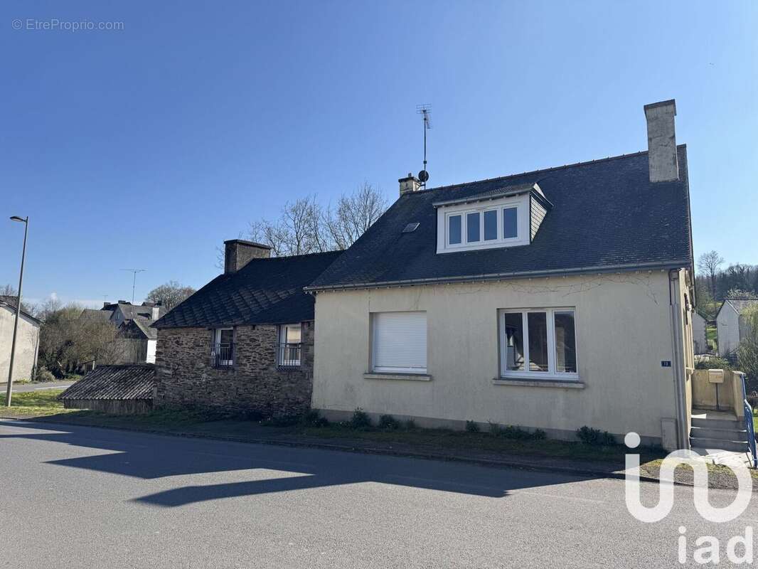 Photo 3 - Maison à SAINT-CARADEC