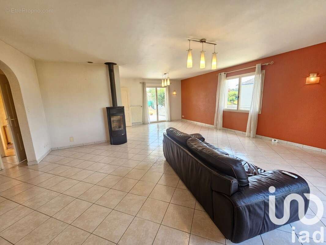 Photo 2 - Maison à SALIGNY