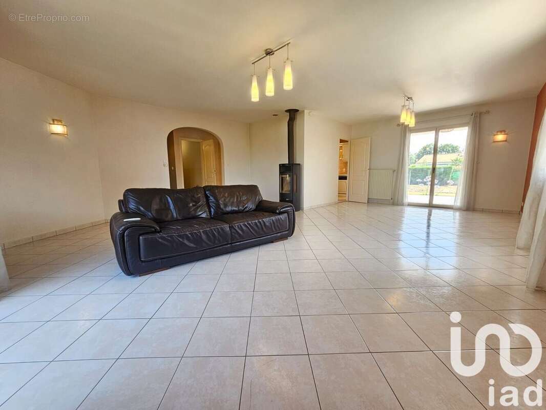 Photo 3 - Maison à SALIGNY