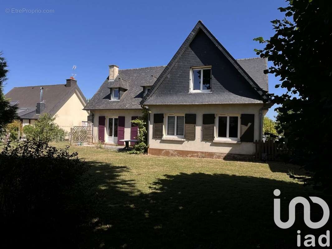 Photo 3 - Maison à LA CHAPELLE-DES-FOUGERETZ