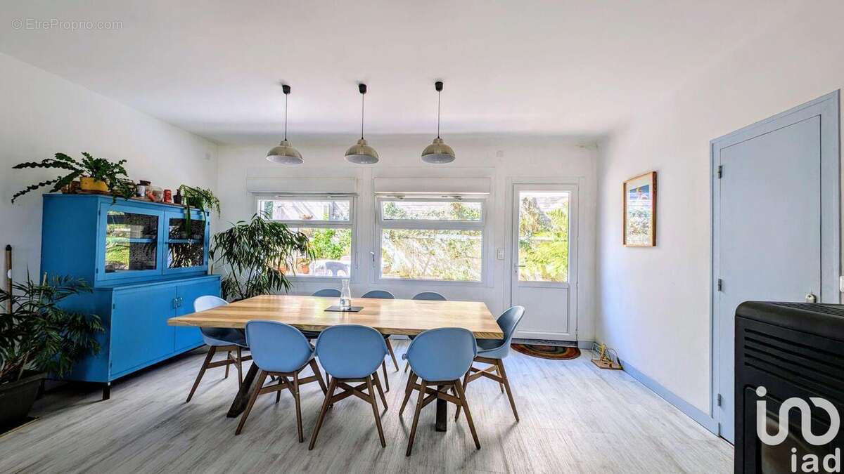 Photo 3 - Commerce à VANNES