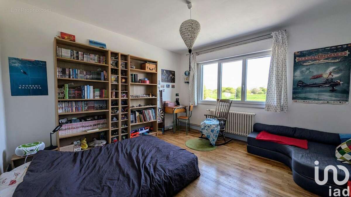 Photo 8 - Commerce à VANNES