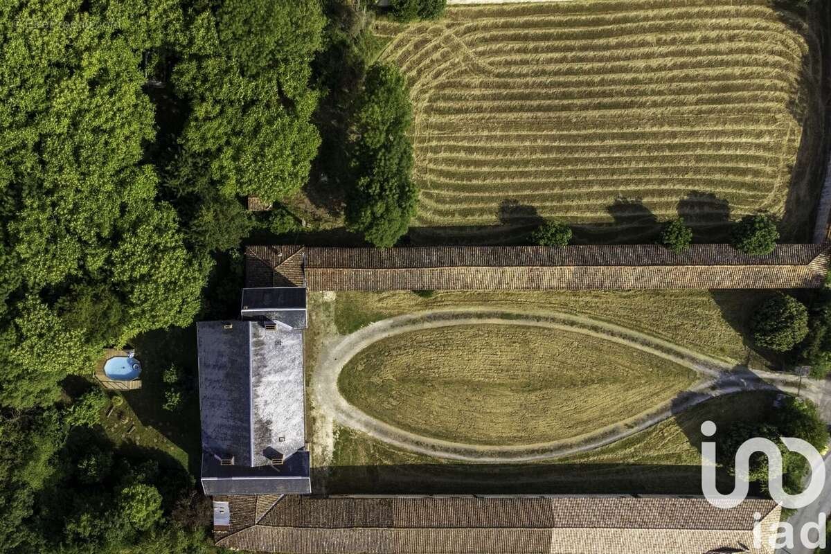 Photo 3 - Maison à MAUZE-SUR-LE-MIGNON