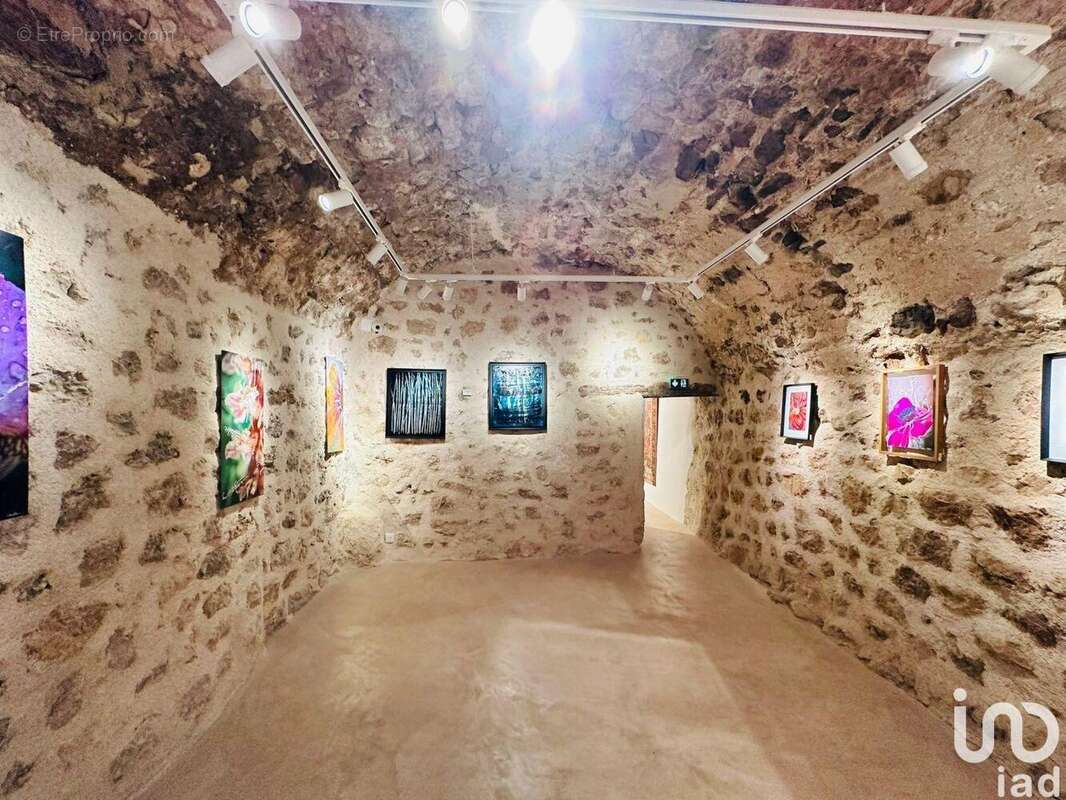 Photo 3 - Commerce à FAYENCE