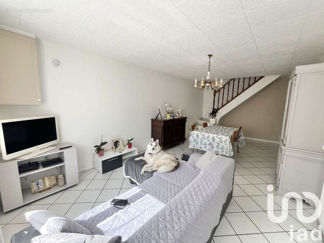 Photo 2 - Maison à LA FERTE-SOUS-JOUARRE