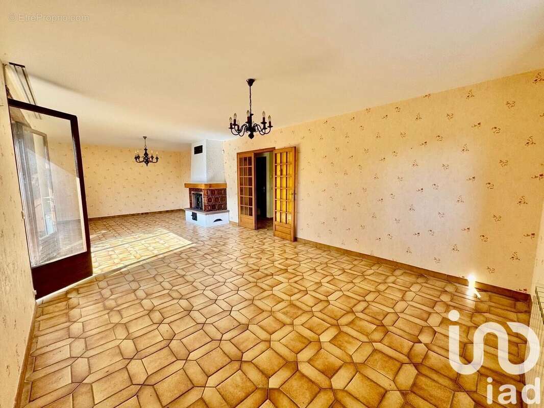 Photo 6 - Maison à VIRY