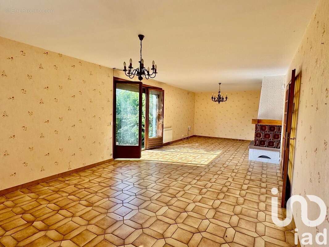 Photo 8 - Maison à VIRY