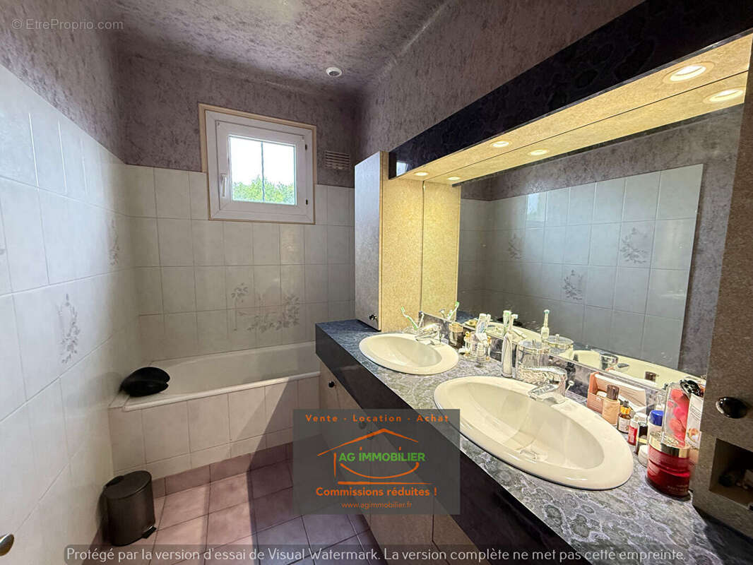 Maison à SAINT-GILLES