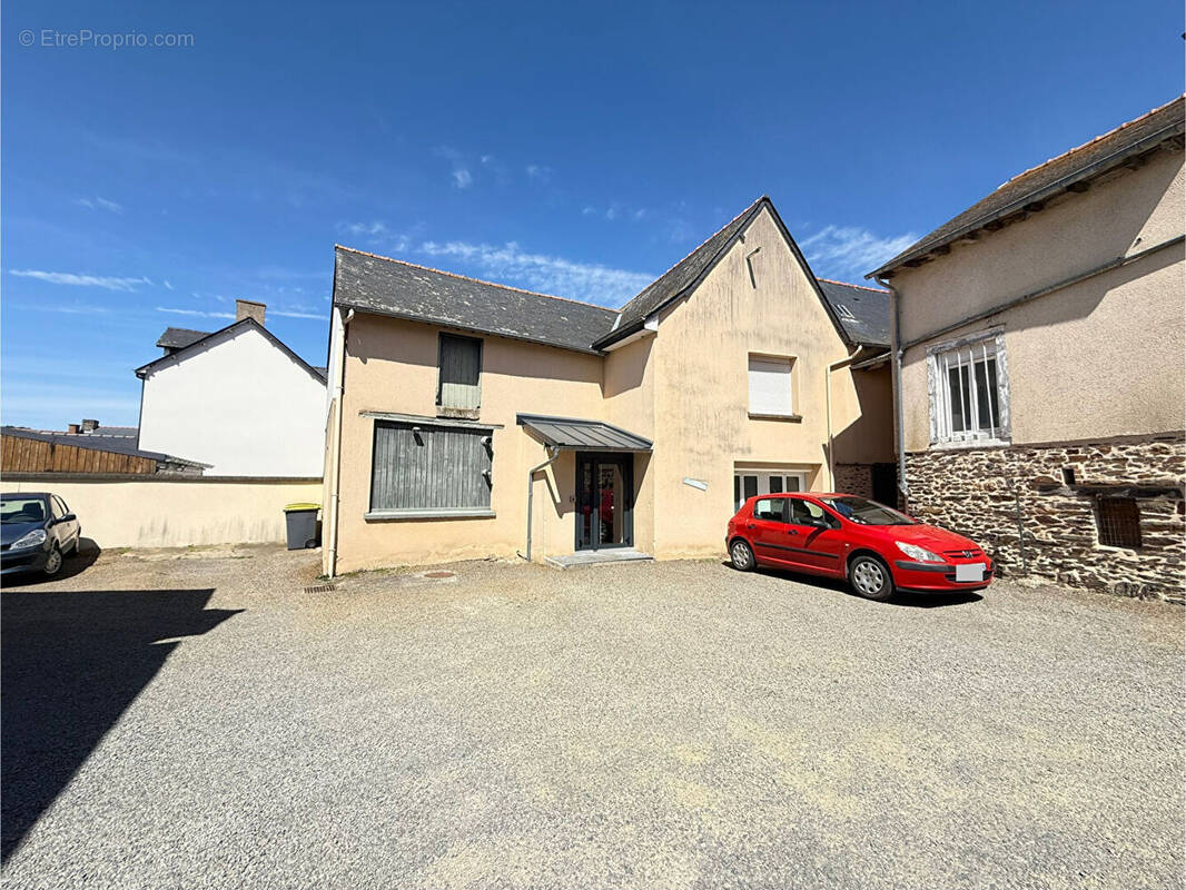 Appartement à MONTAUBAN-DE-BRETAGNE