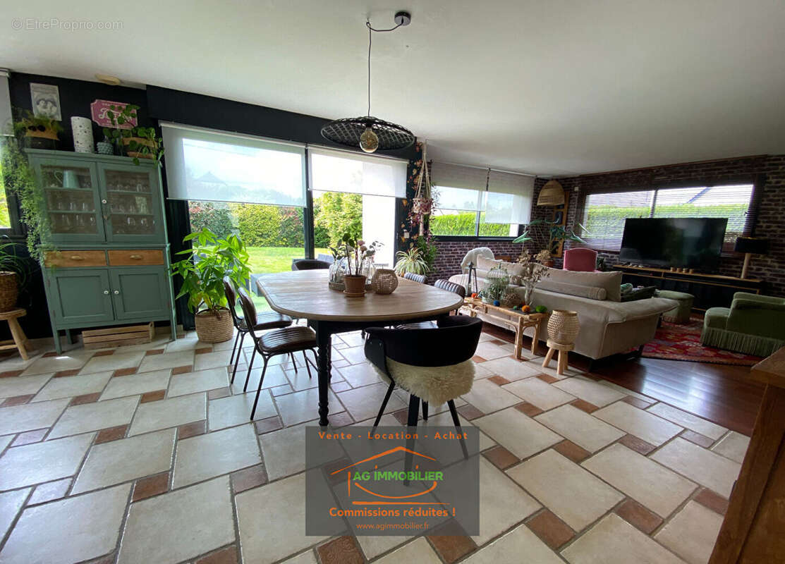 Maison à MONTAUBAN-DE-BRETAGNE