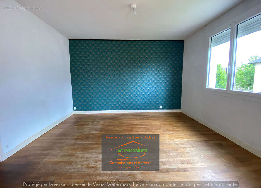 Maison à MONTFORT-SUR-MEU