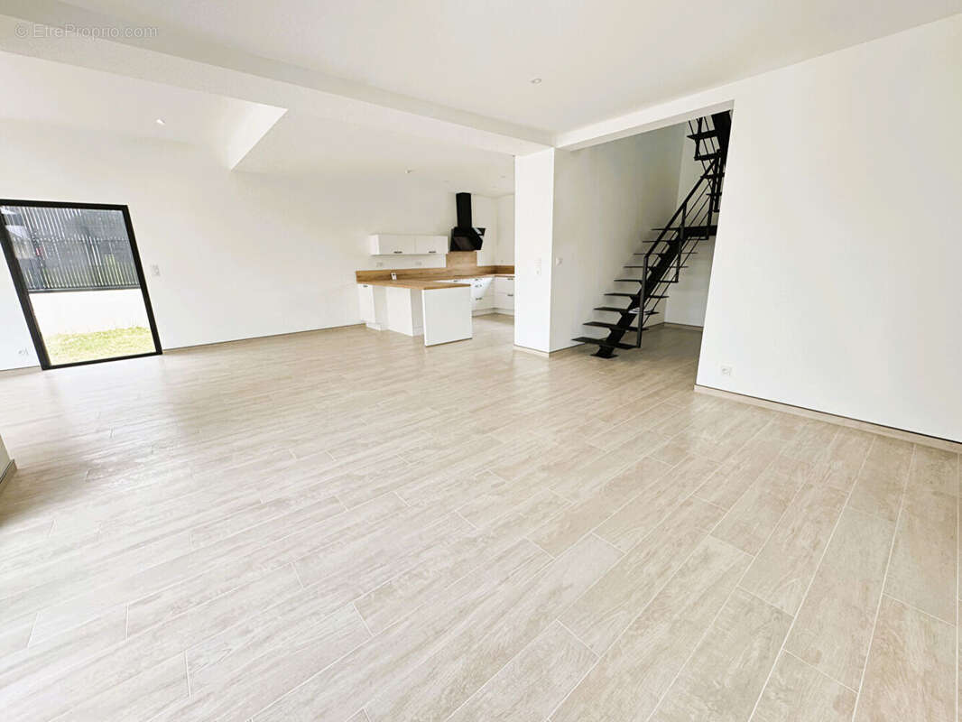 Maison à LA MEZIERE