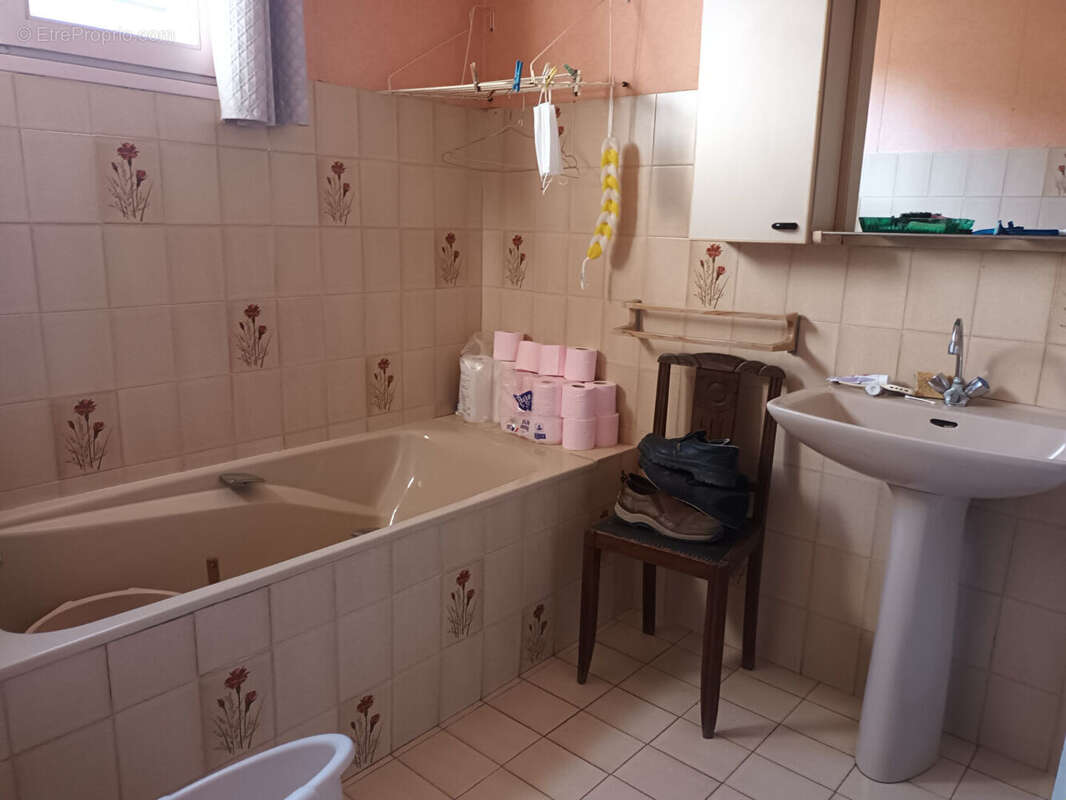 Maison à SAINT-SEVER-CALVADOS