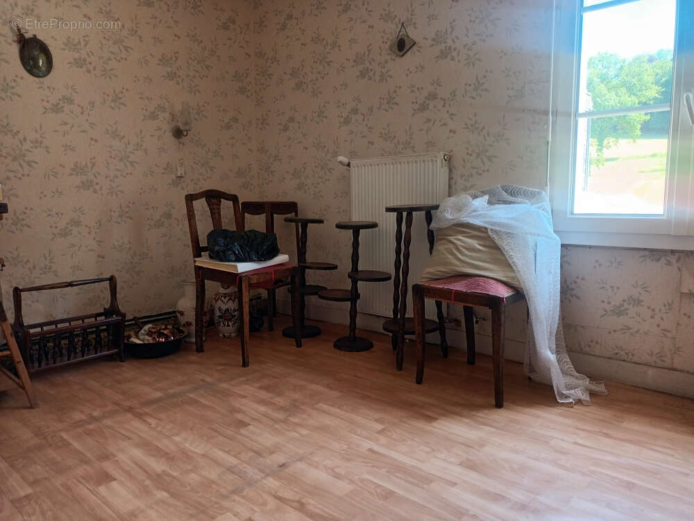 Maison à SAINT-SEVER-CALVADOS