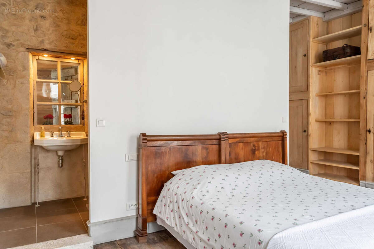 Maison à CASTELSAGRAT