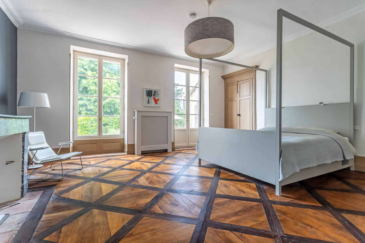 Maison à CASTELSAGRAT