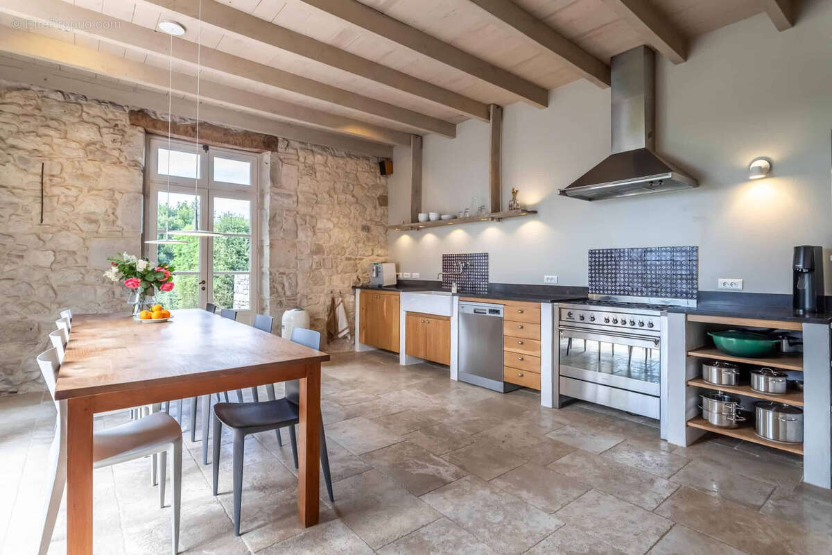 Maison à CASTELSAGRAT