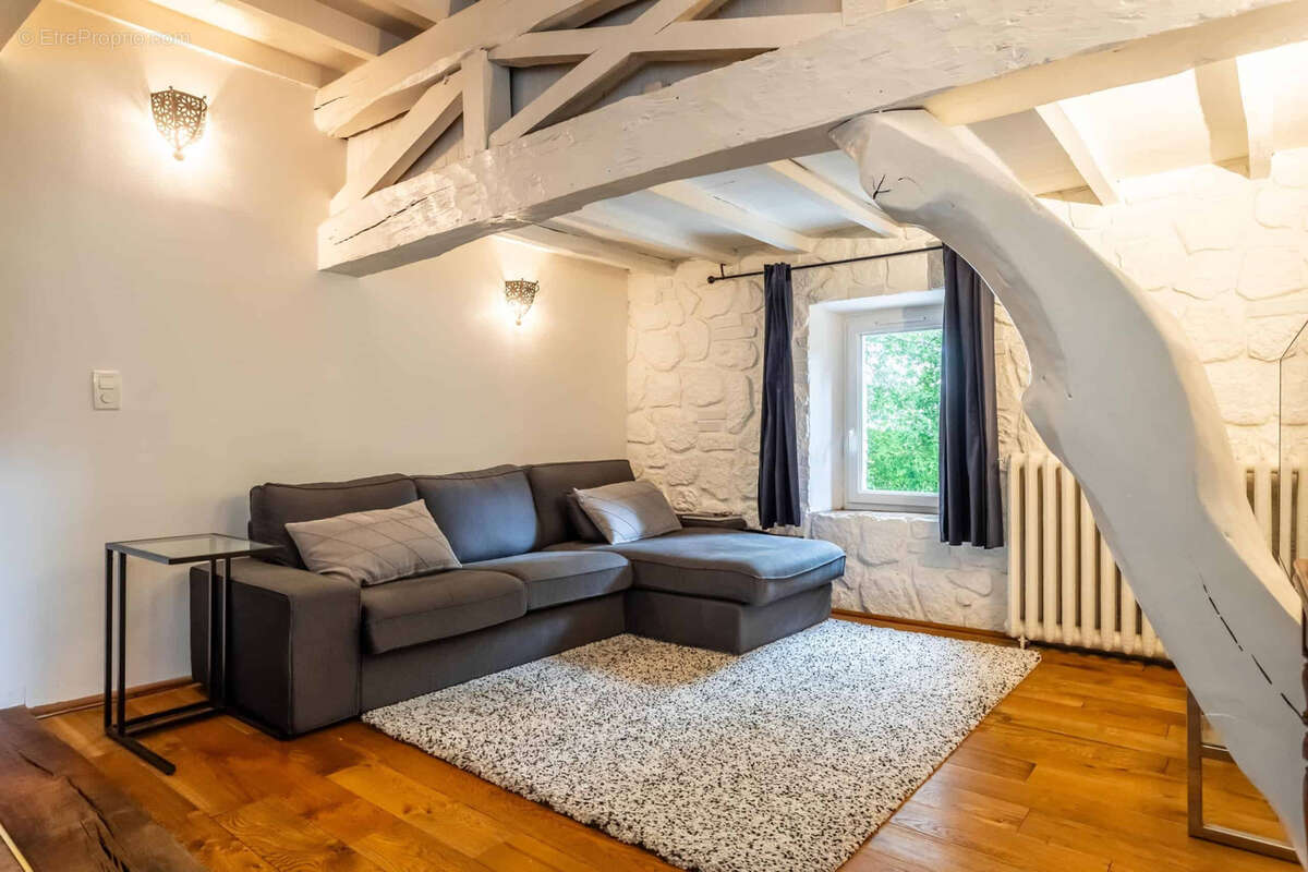 Maison à SAINT-FRAJOU