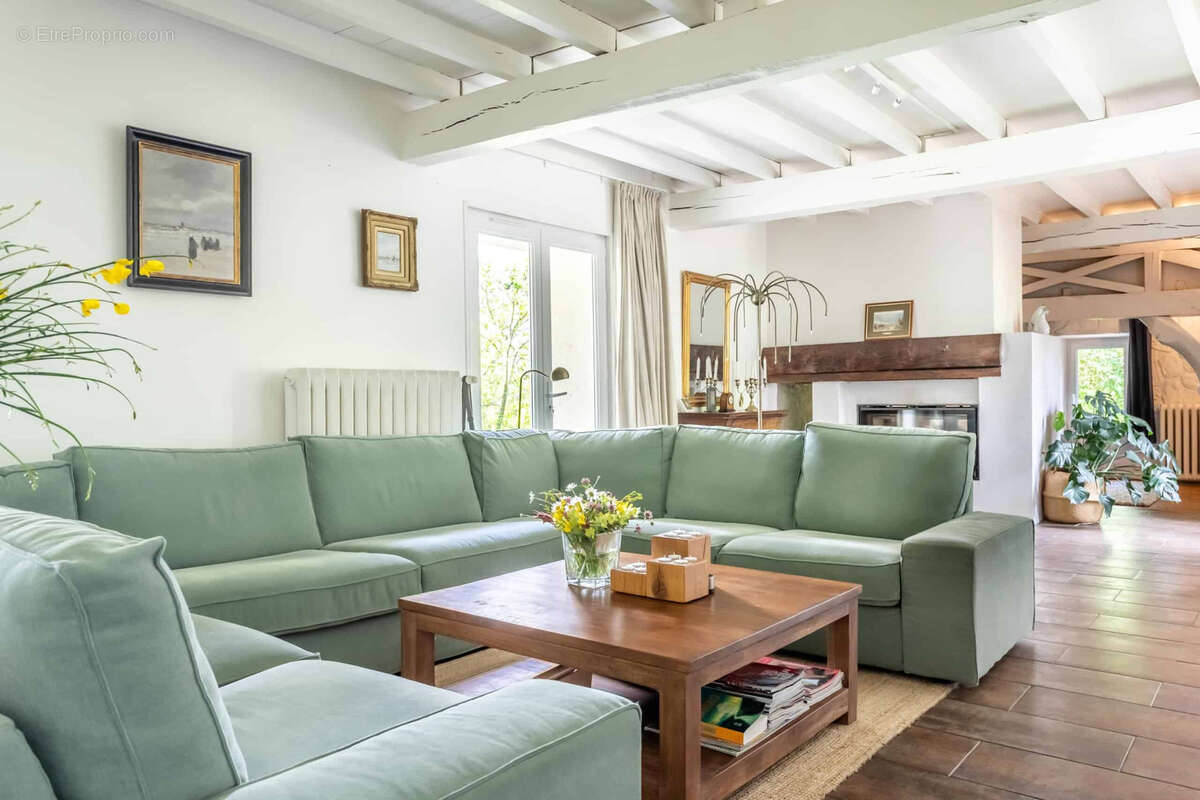 Maison à SAINT-FRAJOU