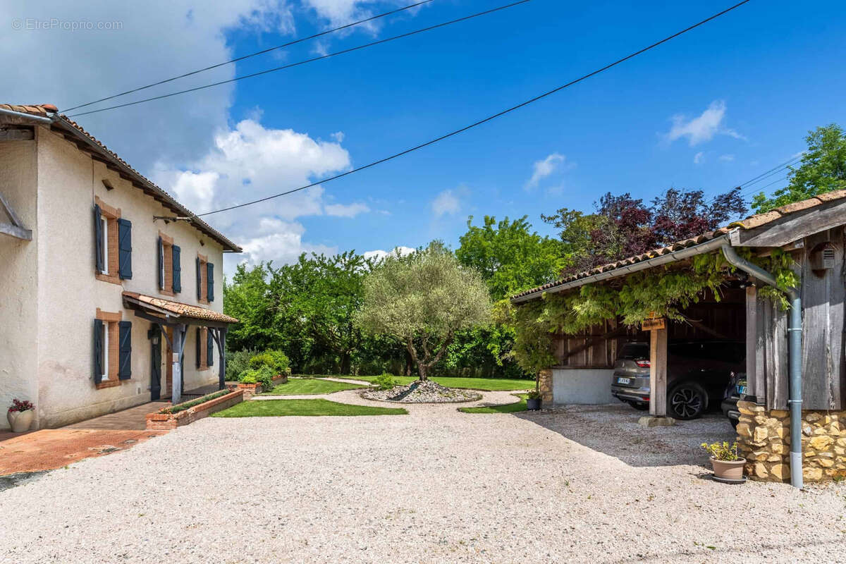 Maison à SAINT-FRAJOU