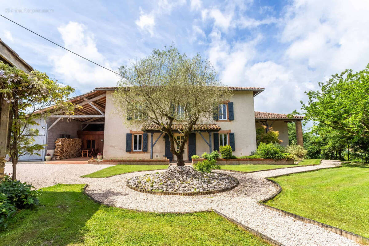 Maison à SAINT-FRAJOU