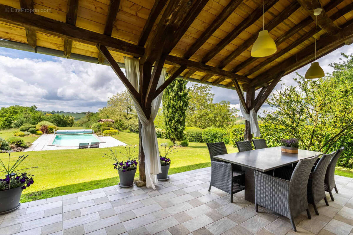 Maison à SAINT-FRAJOU